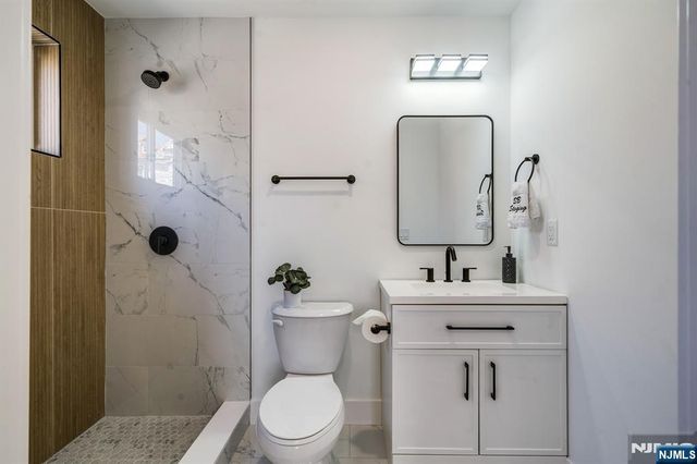 25 Brookside Avenue, Irvington, NJ 07111