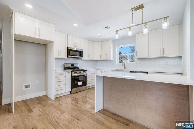 25 Brookside Avenue, Irvington, NJ 07111