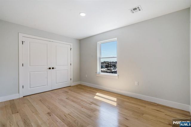 25 Brookside Avenue, Irvington, NJ 07111