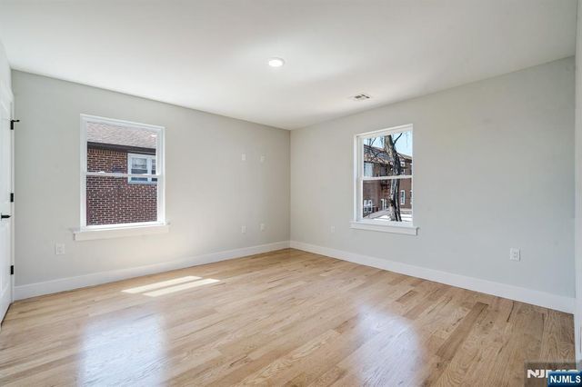 25 Brookside Avenue, Irvington, NJ 07111