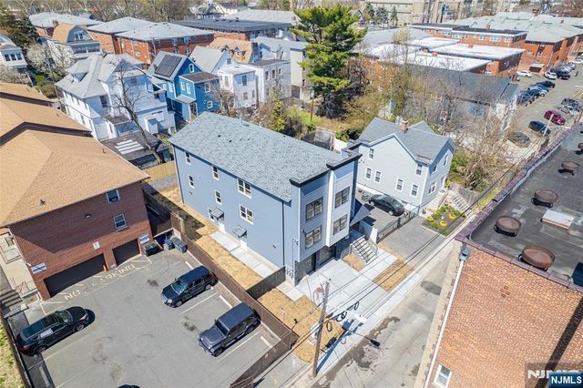 25 Brookside Avenue, Irvington, NJ 07111