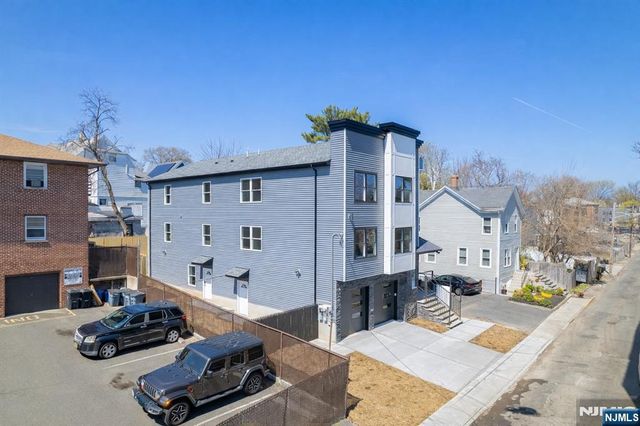 25 Brookside Avenue, Irvington, NJ 07111