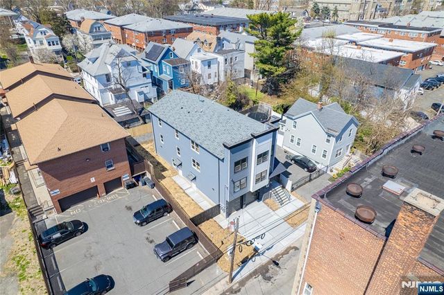 25 Brookside Avenue, Irvington, NJ 07111