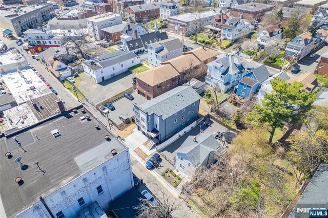 25 Brookside Avenue, Irvington, NJ 07111