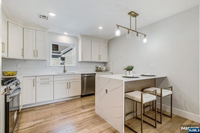 25 Brookside Avenue, Irvington, NJ 07111