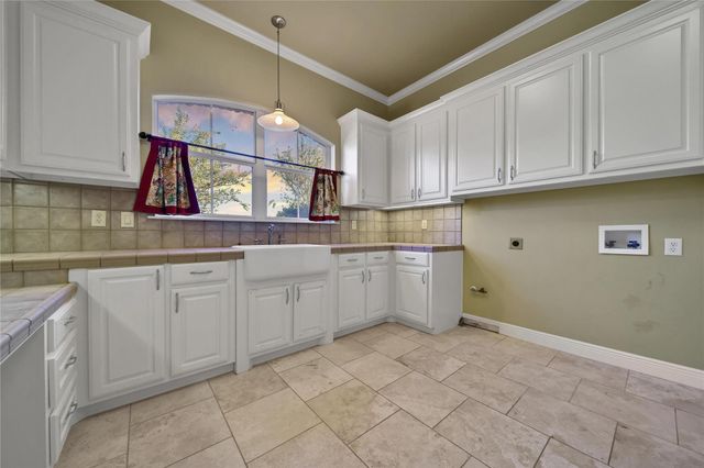 8315 Anastasia Avenue, Beaumont, TX 77705