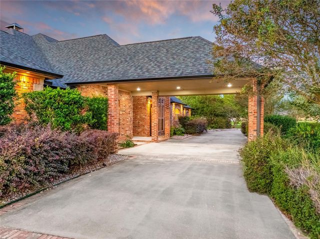 8315 Anastasia Avenue, Beaumont, TX 77705