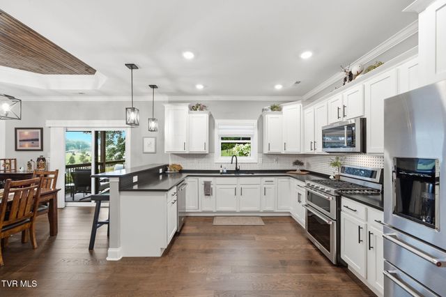 5 Momma Lou Court, Jonesborough, TN 37659