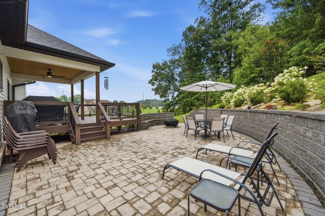 5 Momma Lou Court, Jonesborough, TN 37659