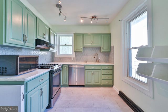 1851 W MARKET ST, Bethlehem, PA 18018