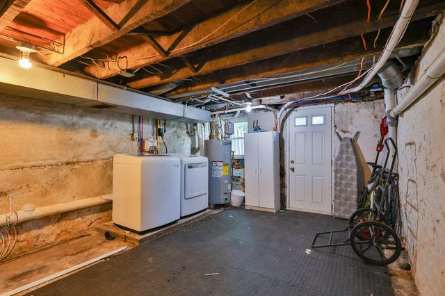 1851 W MARKET ST, Bethlehem, PA 18018