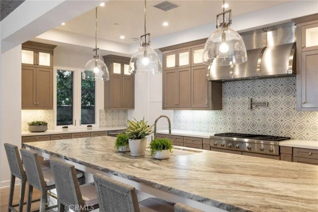 28601 Martingale Drive, San Juan Capistrano, CA 92675