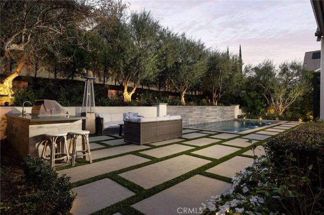 28601 Martingale Drive, San Juan Capistrano, CA 92675