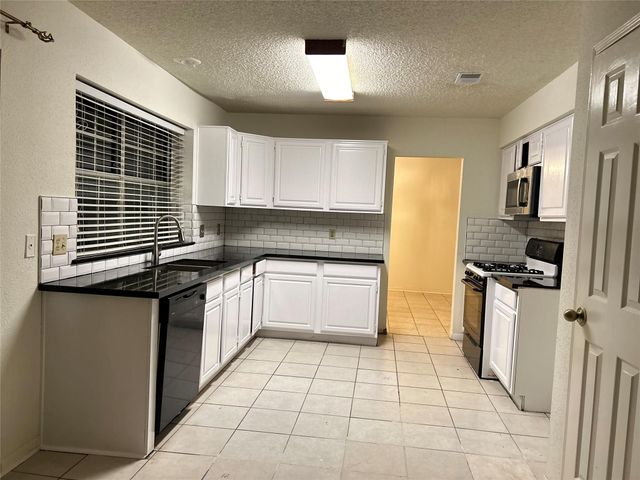 3106 Rimrock Drive, Missouri City, TX 77459