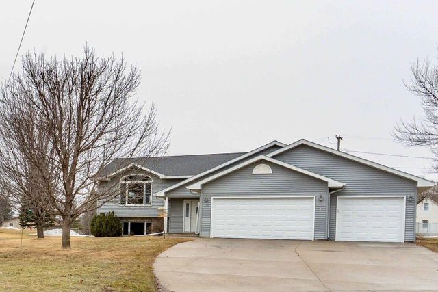 1207 Greenfield Avenue, Fergus Falls, MN 56537