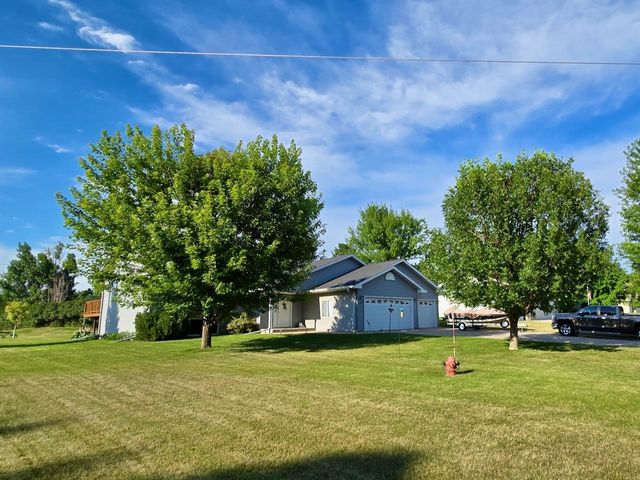 1207 Greenfield Avenue, Fergus Falls, MN 56537