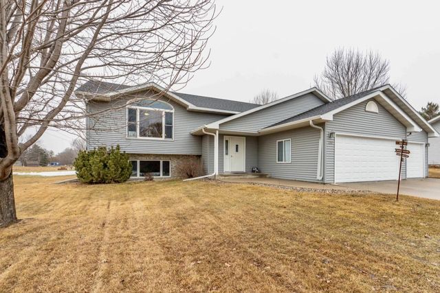 1207 Greenfield Avenue, Fergus Falls, MN 56537
