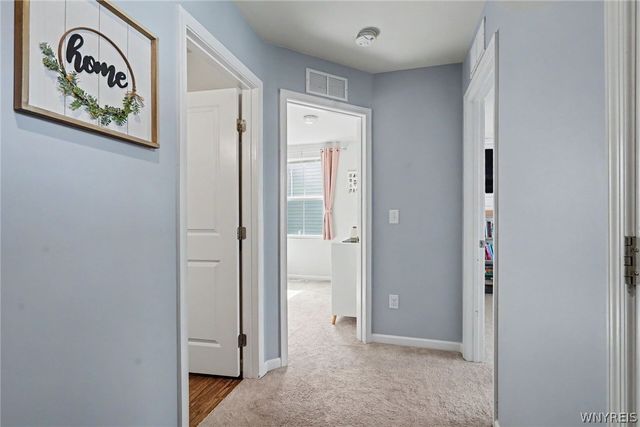 33 Allie Lane, Hamburg, NY 14075