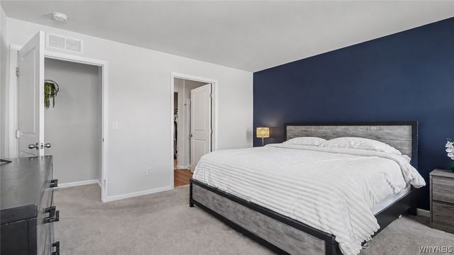 33 Allie Lane, Hamburg, NY 14075