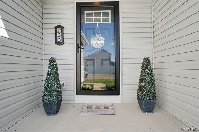 33 Allie Lane, Hamburg, NY 14075