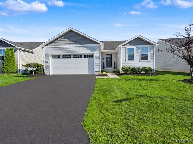 33 Allie Lane, Hamburg, NY 14075