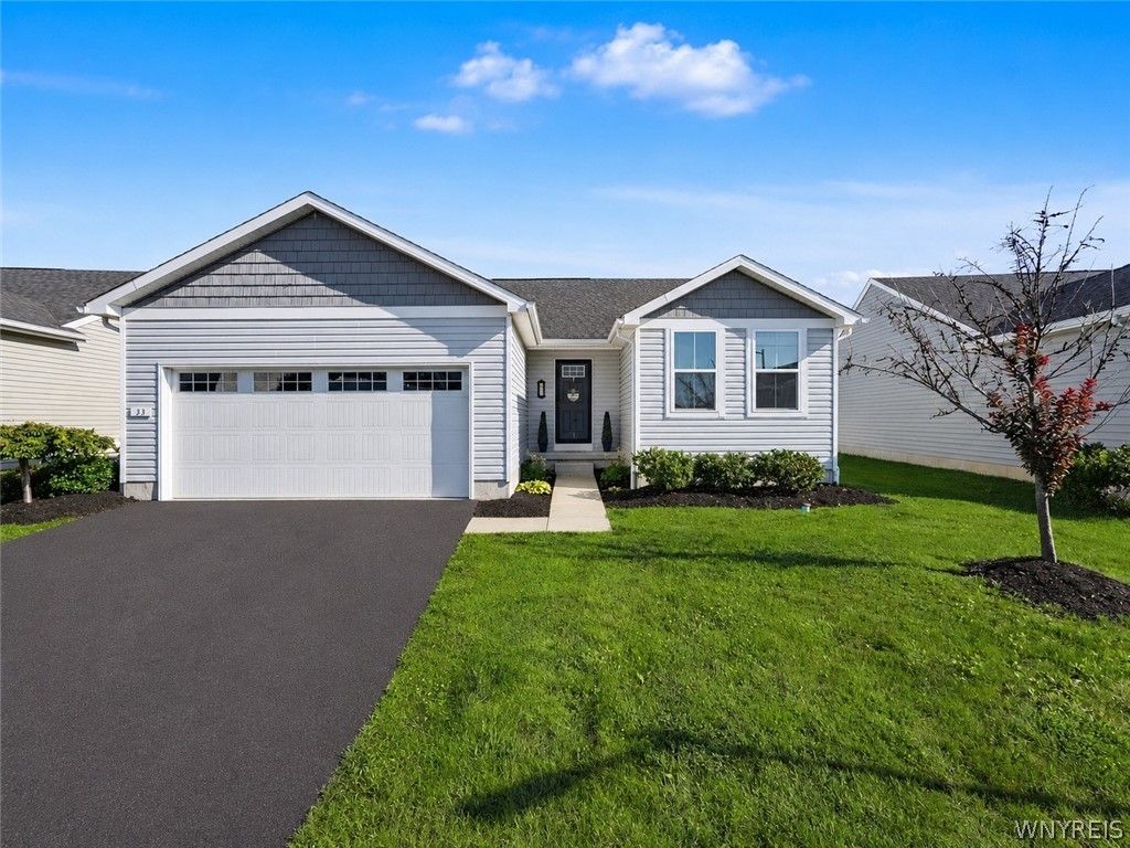 33 Allie Lane, Hamburg, NY 14075