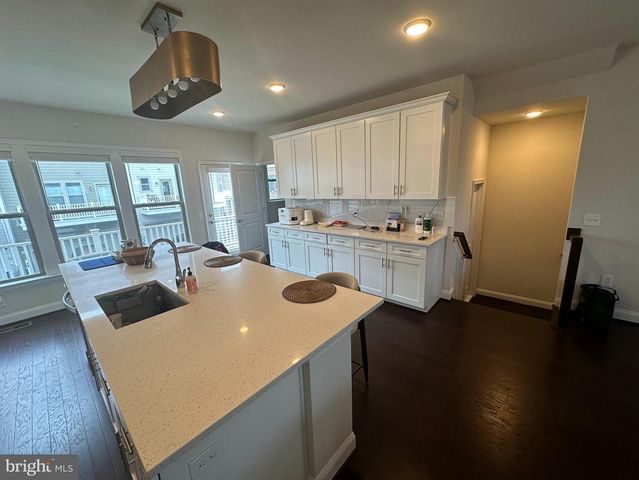 17227 BRANCHED OAK RD, Dumfries, VA 22026