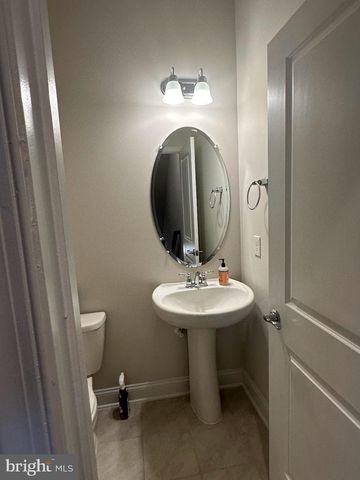 17227 BRANCHED OAK RD, Dumfries, VA 22026