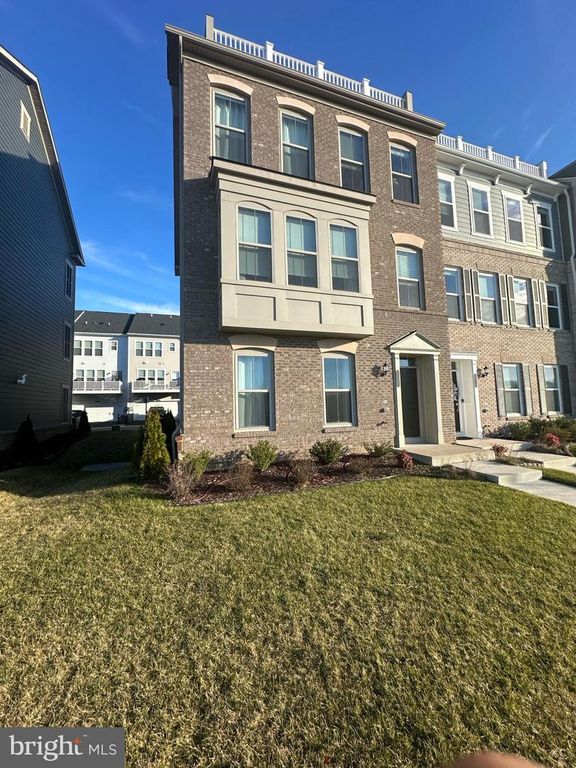 17227 BRANCHED OAK RD, Dumfries, VA 22026