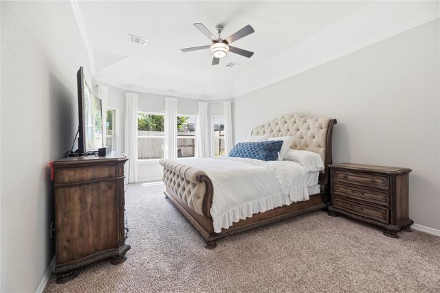 10819 Crestwood Point Circle, Cypress, TX 77433