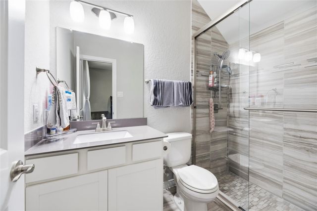 10819 Crestwood Point Circle, Cypress, TX 77433