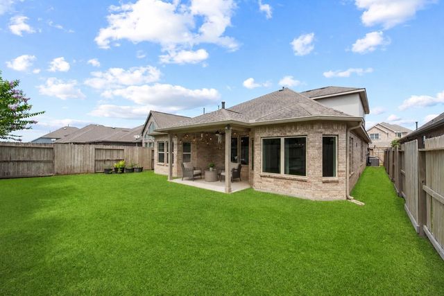 10819 Crestwood Point Circle, Cypress, TX 77433