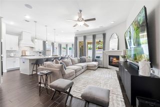10819 Crestwood Point Circle, Cypress, TX 77433