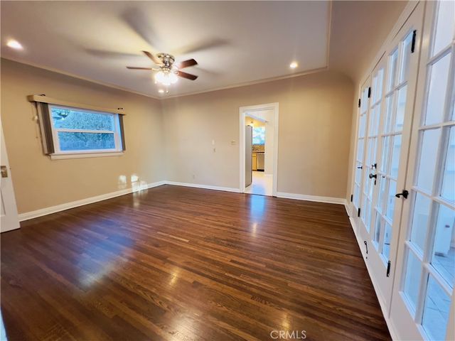 656 W 117th, Los Angeles, CA 90044
