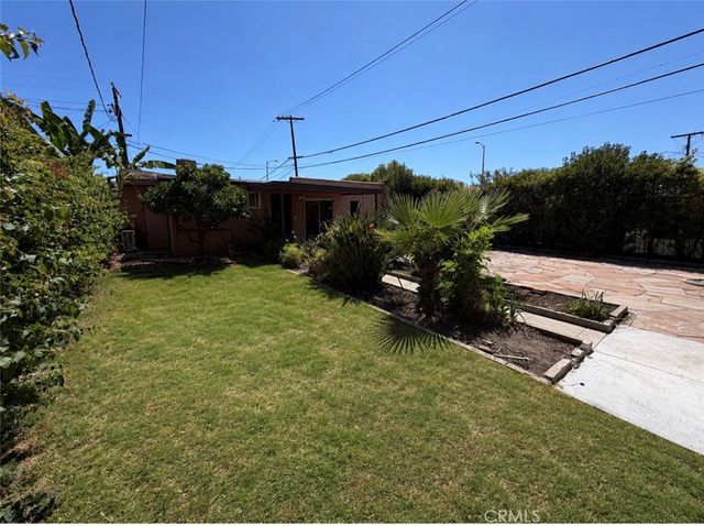 656 W 117th, Los Angeles, CA 90044