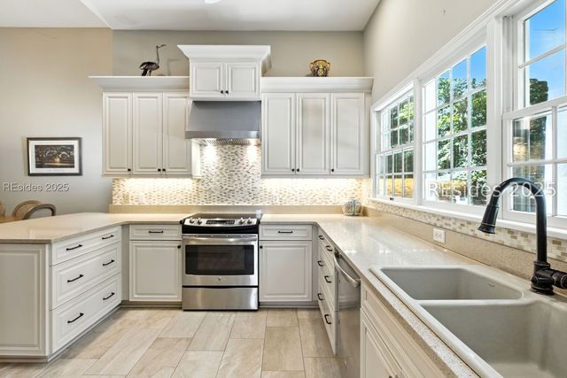 14 Masters Dr, Daufuskie Island, SC 29915