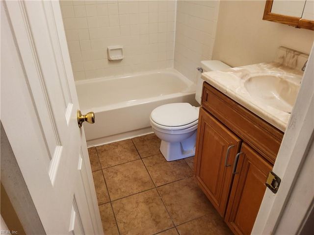 3624 Windmill DR, Virginia Beach, VA 23453