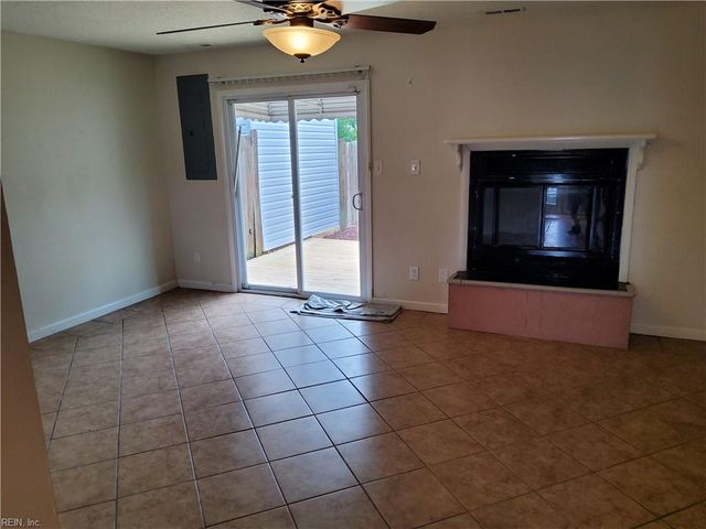 3624 Windmill DR, Virginia Beach, VA 23453