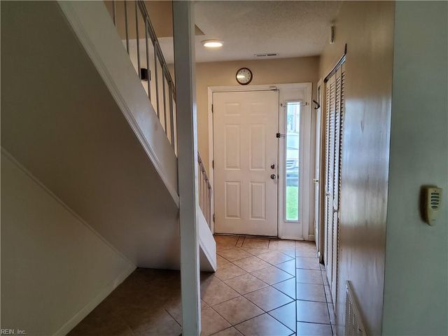 3624 Windmill DR, Virginia Beach, VA 23453