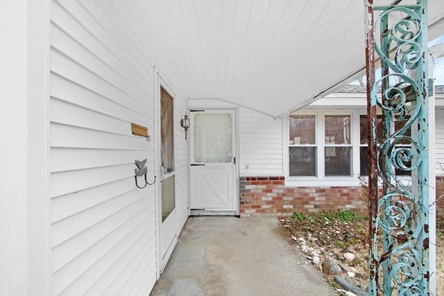 12 Dix Rd, Brockton, MA 02302