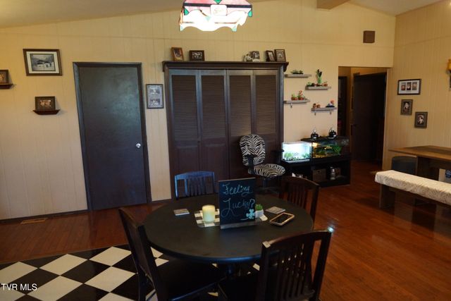 1569 Rock Springs Road, Kingsport, TN 37664