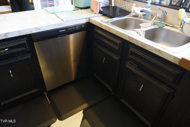 1569 Rock Springs Road, Kingsport, TN 37664