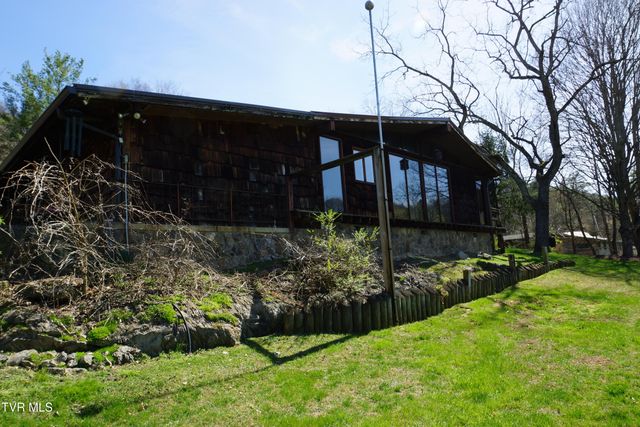 1569 Rock Springs Road, Kingsport, TN 37664