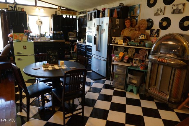 1569 Rock Springs Road, Kingsport, TN 37664