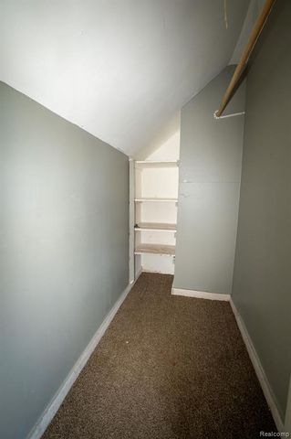 9637 Auburn Street, Detroit, MI 48228