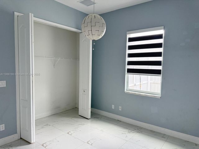 6215 NW West Deville Circle, Port St. Lucie, FL 34986