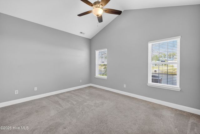 1521 Honeybee Lane, Wilmington, NC 28412