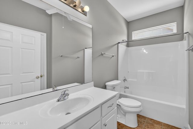 1521 Honeybee Lane, Wilmington, NC 28412