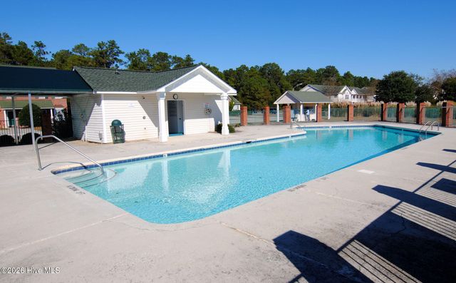 1521 Honeybee Lane, Wilmington, NC 28412