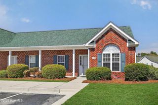 1521 Honeybee Lane, Wilmington, NC 28412